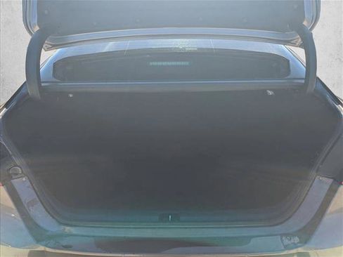 Used 2020 Toyota Camry SE image 18