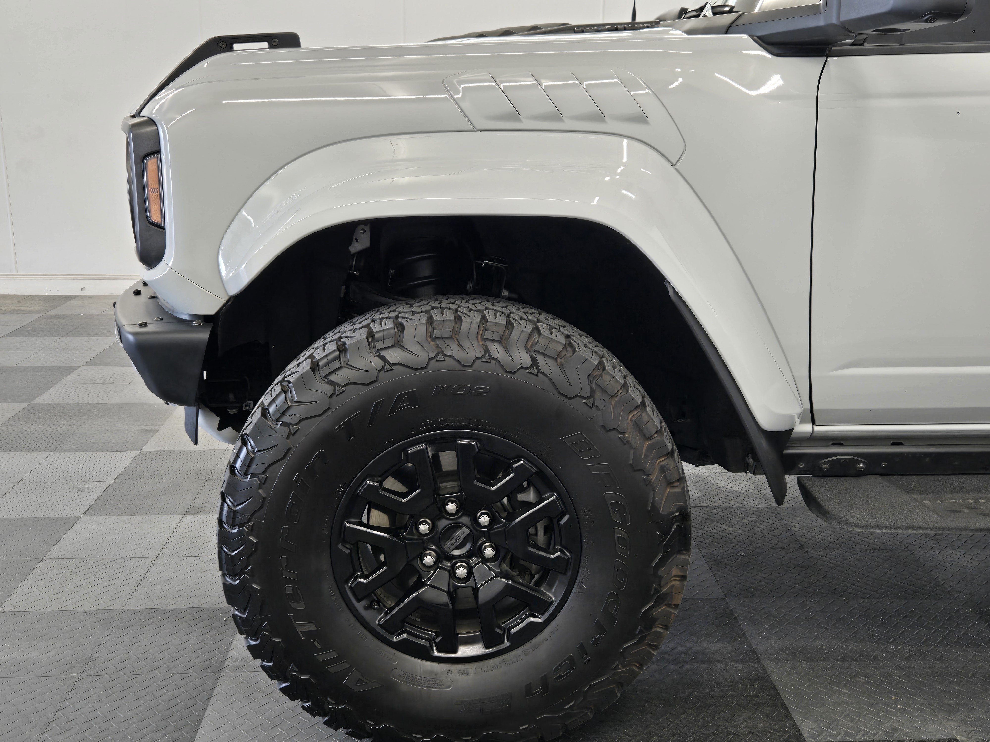 Certified 2026 Ford Bronco Raptor AWD/4WD image 9