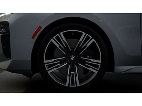 New 2026 BMW 760i xDrive AWD/4WD image 7