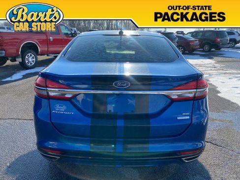 Used 2017 Ford Fusion SE w/ Fusion SE Technology Package image 5