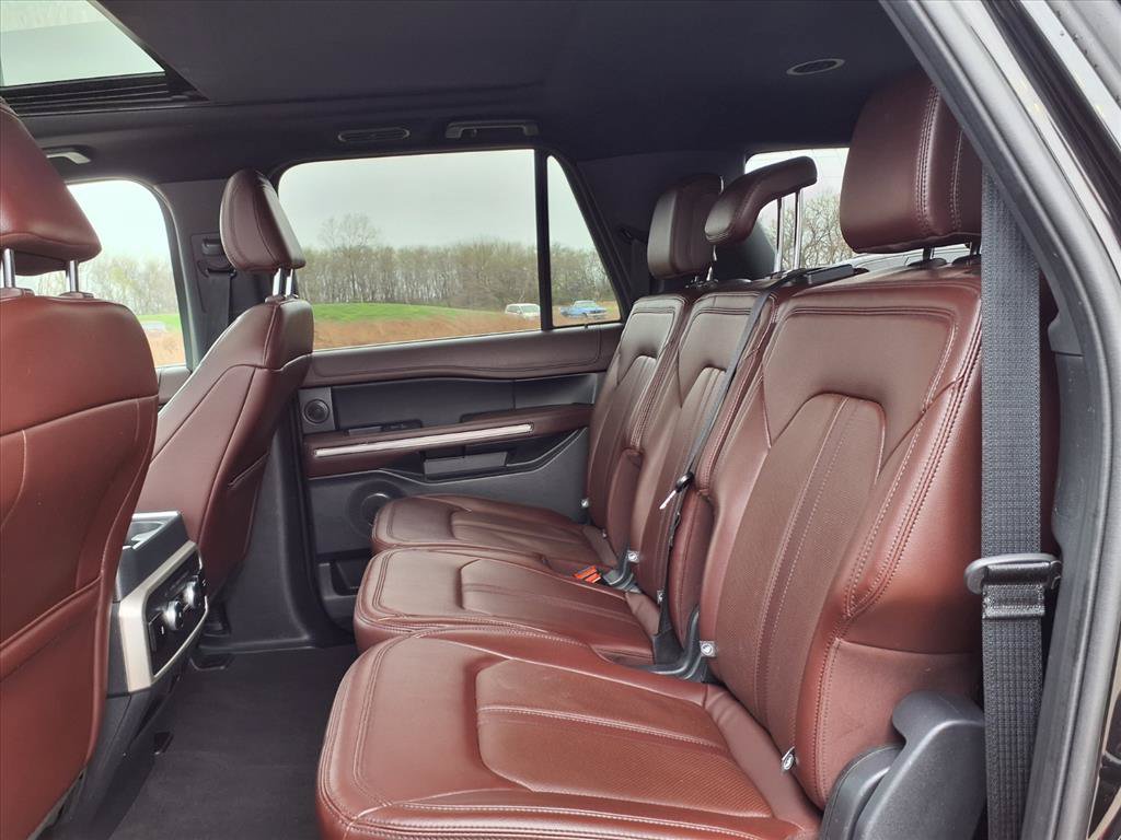 Used 2024 Ford Expedition Max Limited AWD/4WD image 31