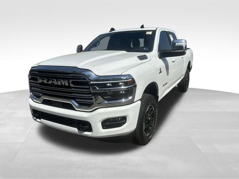 Used 2026 RAM 2500 Laramie AWD/4WD image 34