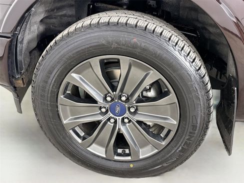 Used 2018 Ford F150 XLT w/ Equipment Group 302A Luxury image 31