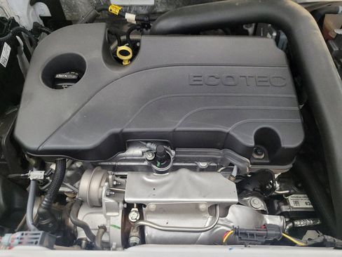 Used 2023 GMC Terrain SLE w/ Driver Convenience Package image 30