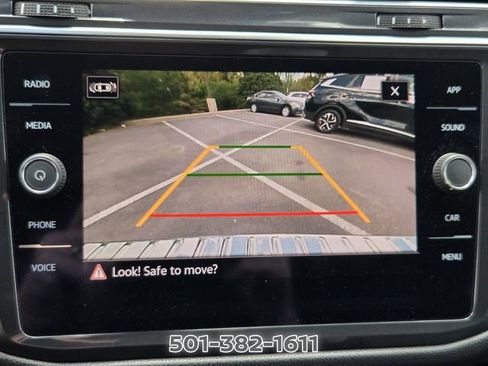 Used 2022 Volkswagen Tiguan SE FWD image 21
