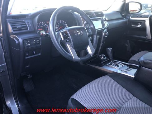Used 2018 Toyota 4Runner SR5 image 12