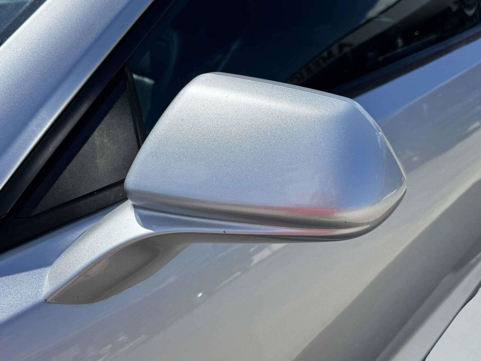 Used 2016 Chevrolet Camaro LT RWD image 13