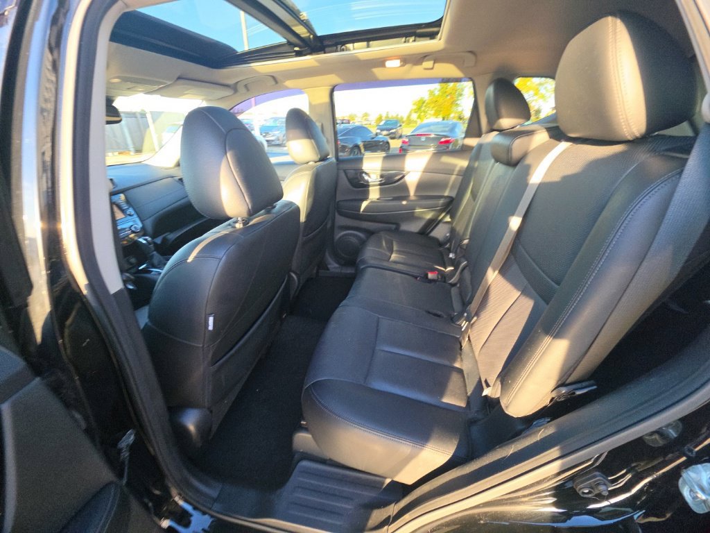 Used 2020 Nissan Rogue SL w/ Premium Package AWD/4WD image 23
