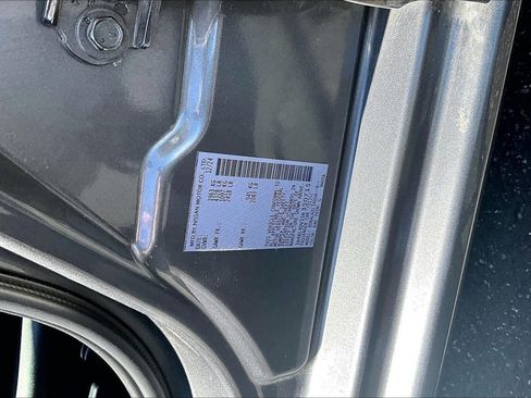 Used 2025 Nissan Altima 2.5 SV FWD image 32