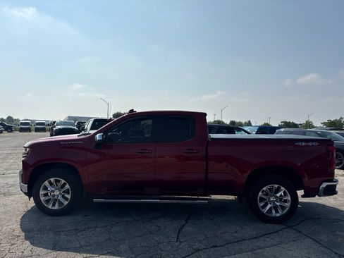 Used 2019 Chevrolet Silverado 1500 LT w/ All-Star Edition AWD/4WD image 9