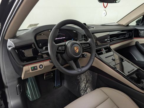 New 2026 Porsche Panamera RWD image 4