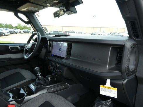 New 2026 Ford Bronco 2-Door AWD/4WD image 10