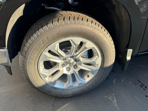 New 2026 Chevrolet Silverado 1500 LTZ w/ Technology Package image 5