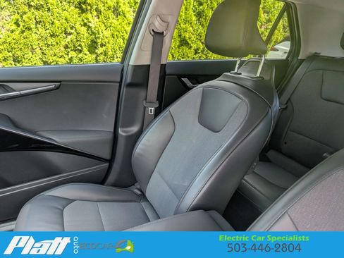 Used 2023 Kia Niro Wind image 35