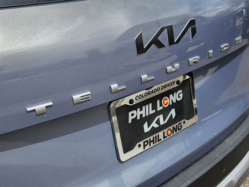 Used 2022 Kia Telluride S FWD image 11