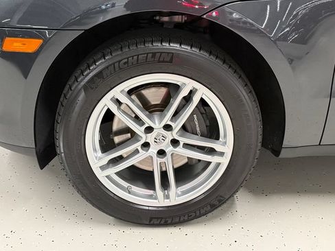 Certified 2026 Porsche Macan AWD/4WD image 11
