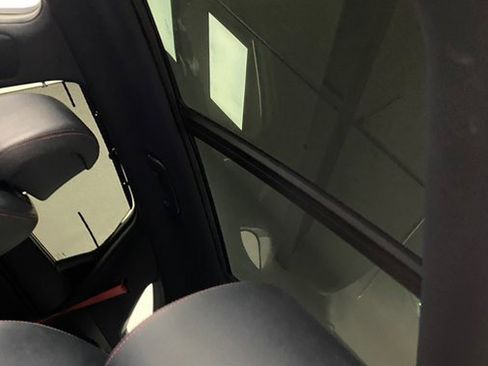 Used 2023 Genesis GV70 2.5T w/ Sport Prestige Package image 21