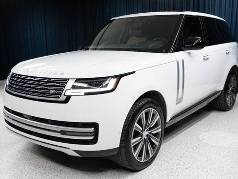 Used 2025 Land Rover Range Rover Autobiography AWD/4WD image 1
