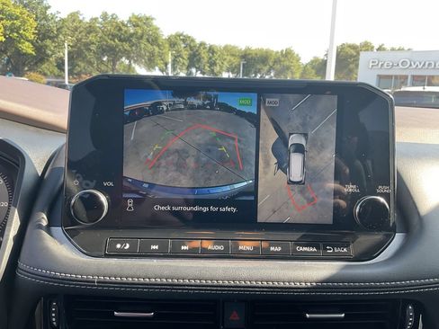 Used 2021 Nissan Rogue Platinum FWD image 20