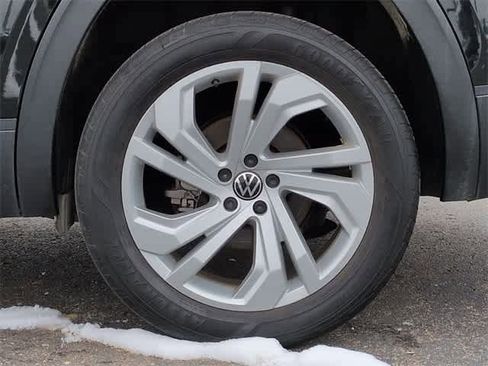 Used 2022 Volkswagen Atlas SE w/ Panoramic Sunroof Package image 13