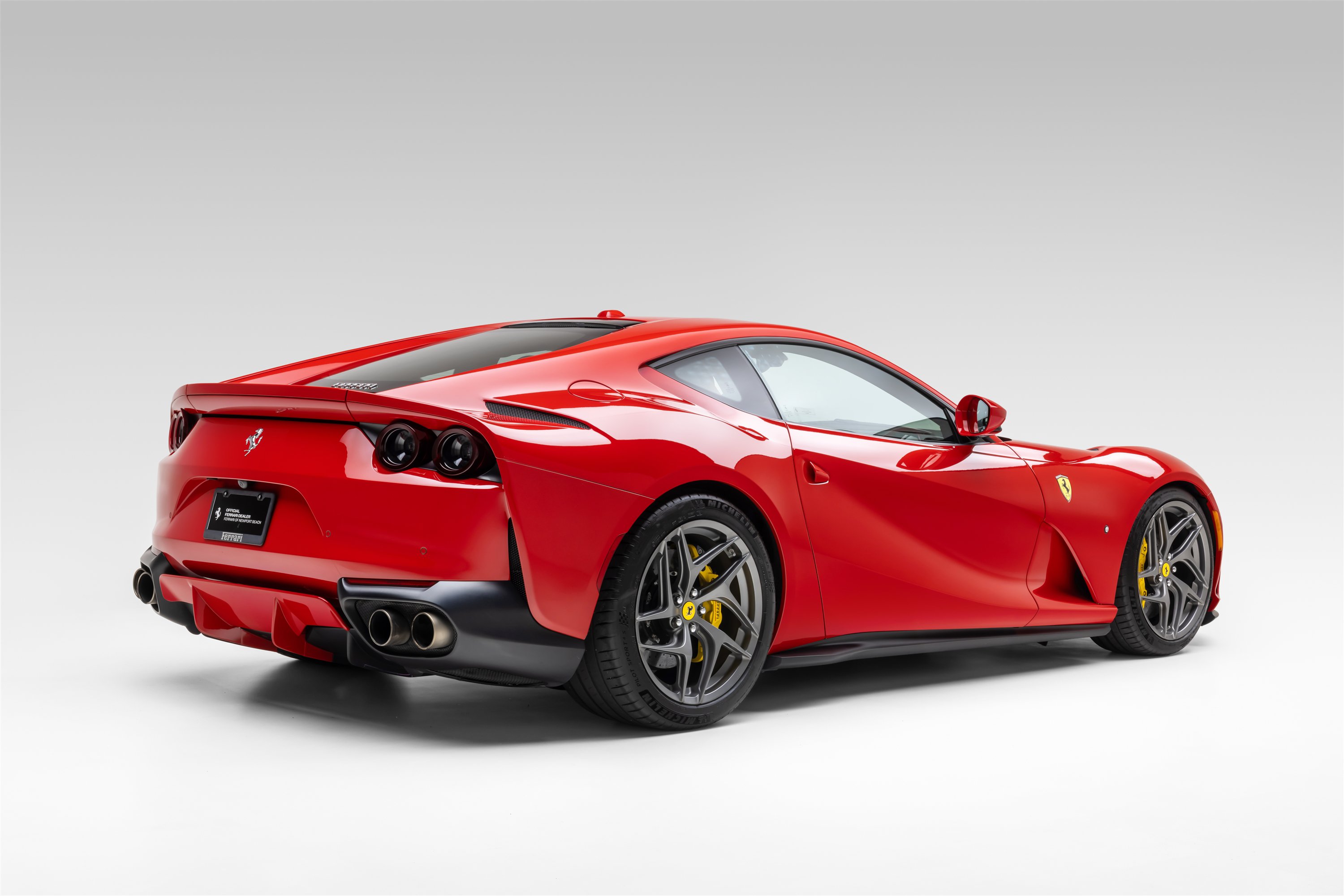 Certified 2020 Ferrari 812 Superfast RWD image 9