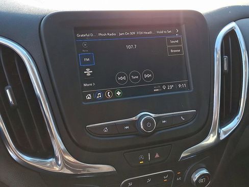 Used 2023 Chevrolet Equinox LT image 22