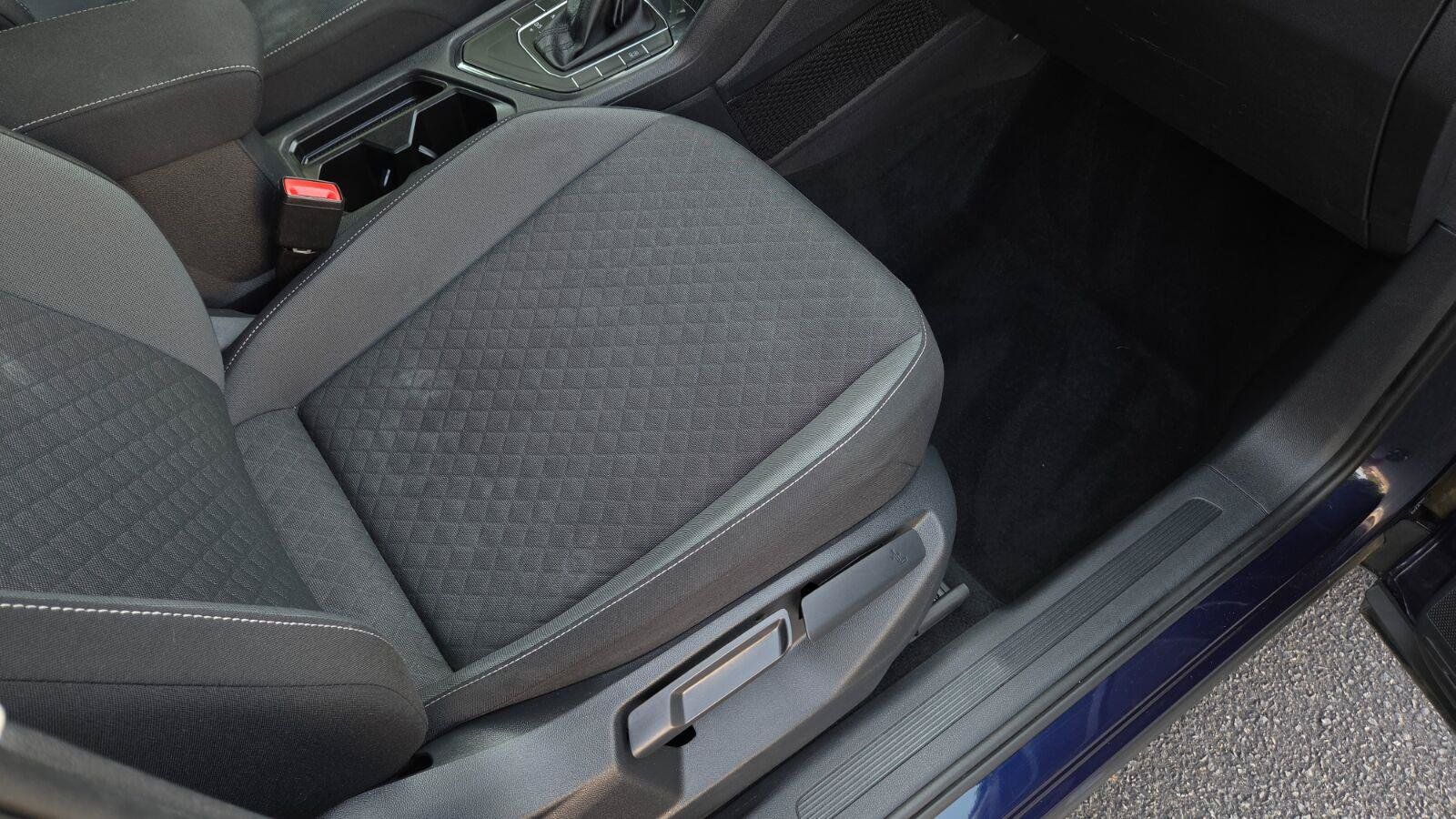 Used 2021 Volkswagen Tiguan S FWD image 46