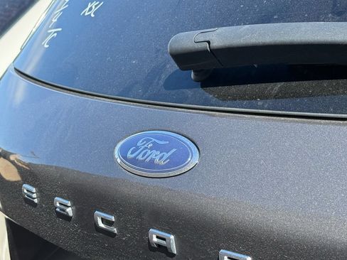 Used 2025 Ford Escape Active FWD image 11