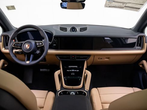 New 2026 Porsche Cayenne AWD/4WD image 11