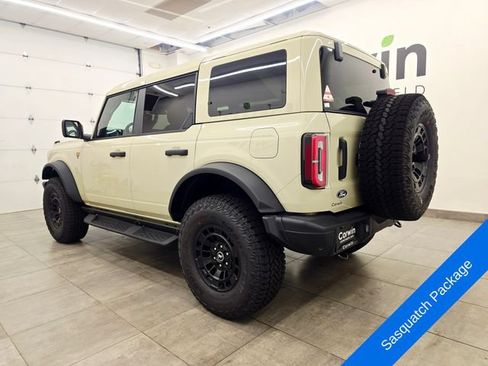 New 2026 Ford Bronco Badlands AWD/4WD image 3