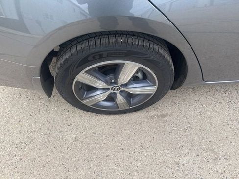 Used 2020 Nissan Altima 2.5 SL AWD/4WD image 9