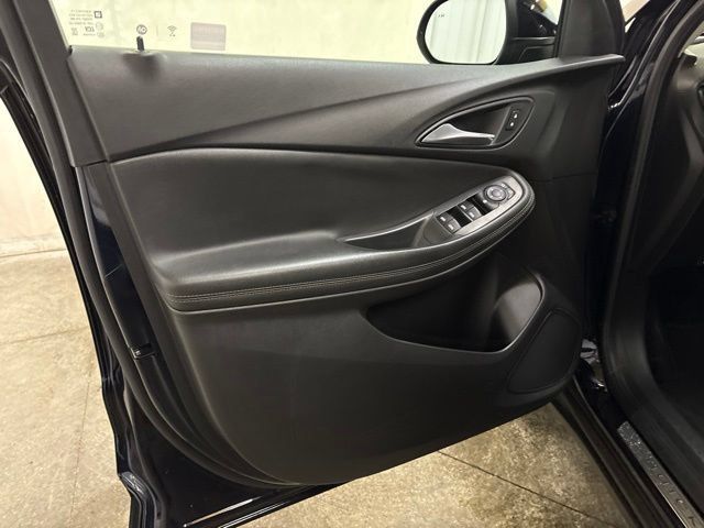 Used 2020 Buick Encore GX Select FWD image 27