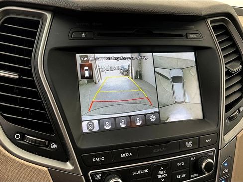 Used 2017 Hyundai Santa Fe Sport image 29