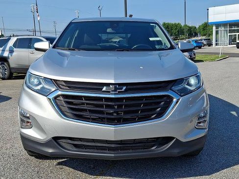 Used 2020 Chevrolet Equinox LT FWD image 2