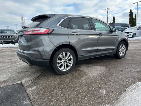 Used 2024 Ford Edge Titanium image 12
