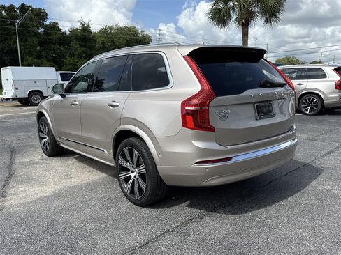 Used 2024 Volvo XC90 T8 Plus w/ Protection Package Premier image 3