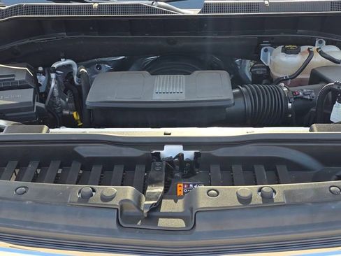 Used 2024 Chevrolet Silverado 1500 LTZ AWD/4WD image 11