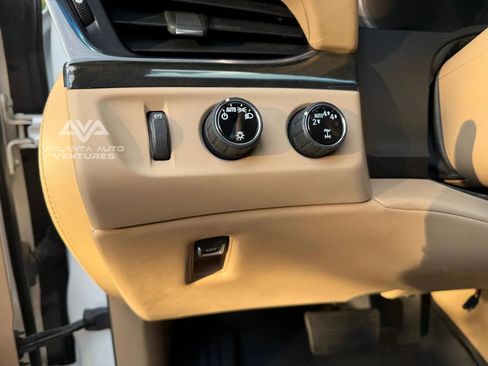Used 2019 Cadillac Escalade Platinum image 36