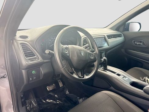 Used 2021 Honda HR-V Sport image 7