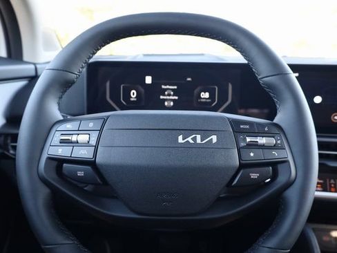 New 2026 Kia Sportage SX image 16