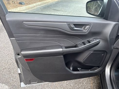 Used 2023 Ford Escape Active w/ Tech Pack #1 image 10