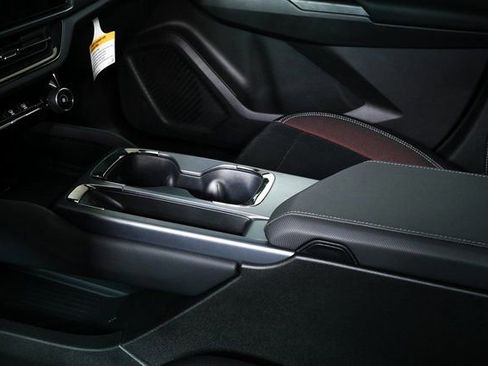 New 2025 Chevrolet Equinox EV RS image 17