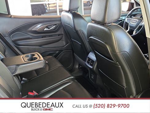 Used 2022 GMC Terrain SLT w/ Tech Package FWD image 23
