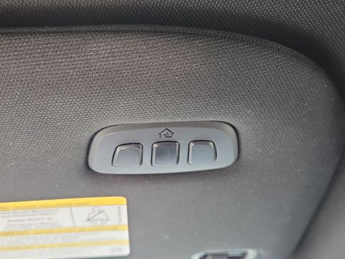 Certified 2022 Ford F150 Lariat w/ Equipment Group 502A High image 28