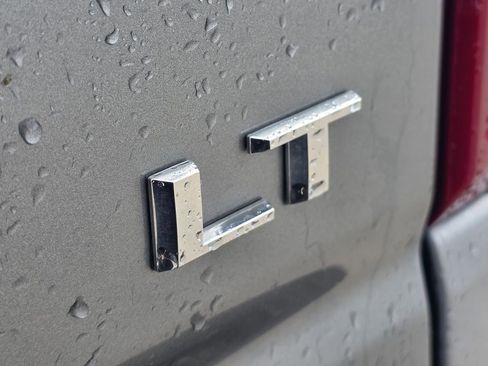 Used 2024 Chevrolet Silverado 1500 LT AWD/4WD image 9