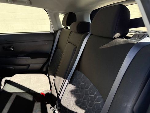 Used 2025 Mitsubishi Outlander Sport ES AWD/4WD image 23
