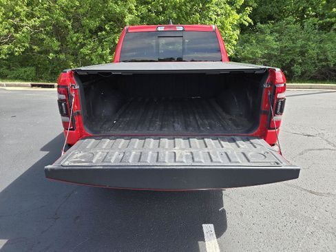 Used 2021 RAM 1500 Big Horn AWD/4WD image 9