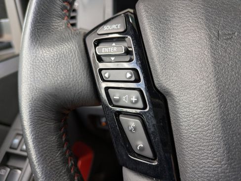 Used 2022 Nissan Frontier PRO-4X AWD/4WD image 26