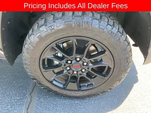 Used 2025 Toyota Tundra SR5 AWD/4WD image 23