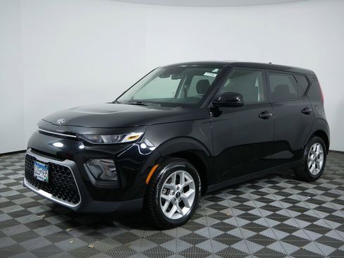 Used 2020 Kia Soul S image 4